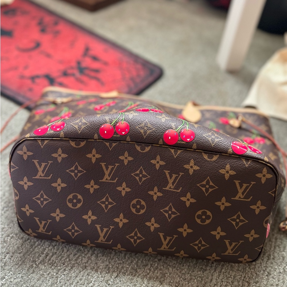 Louis Vuitton x TM Cherry Cerise Neverfull Tote - Picture 8 of 8